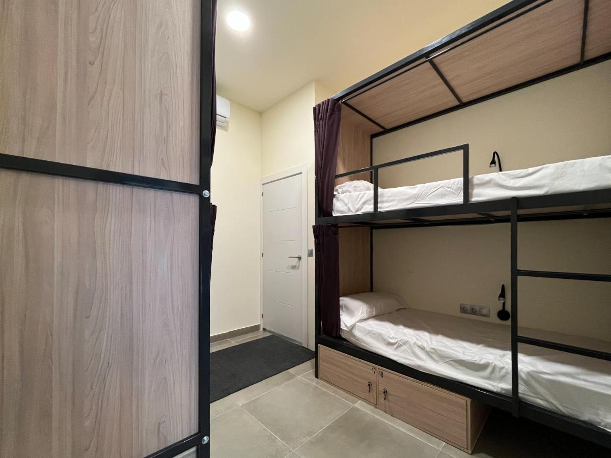Multi Hostel Calvario Madrid Exterior photo